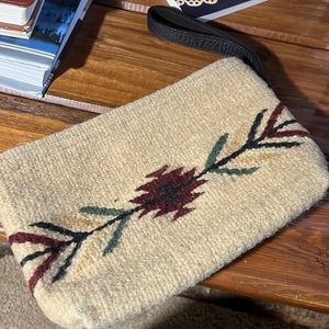 Wristlet Manos Zapotecas Single Star Arrow